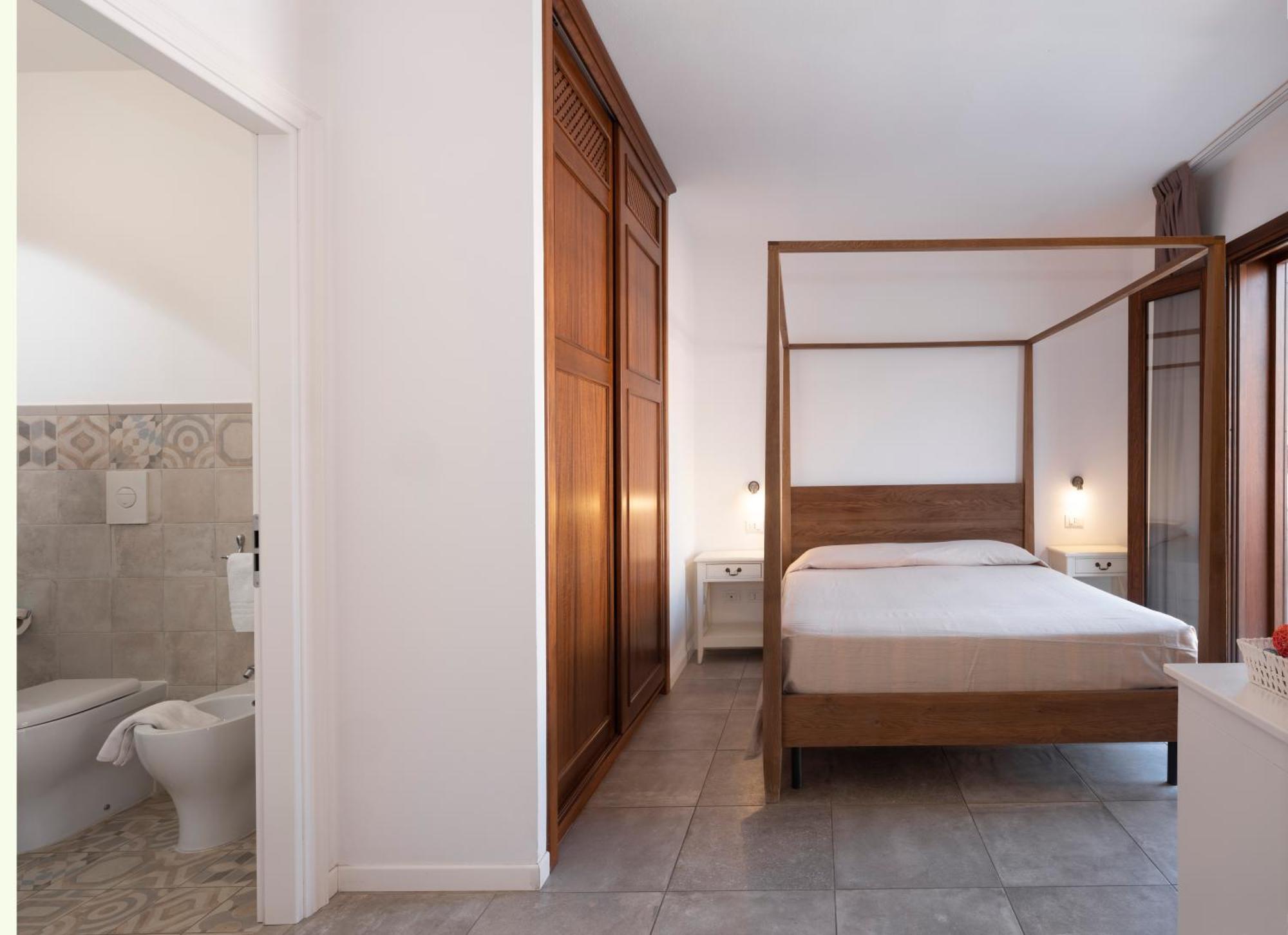 Moresco Hotel 3*